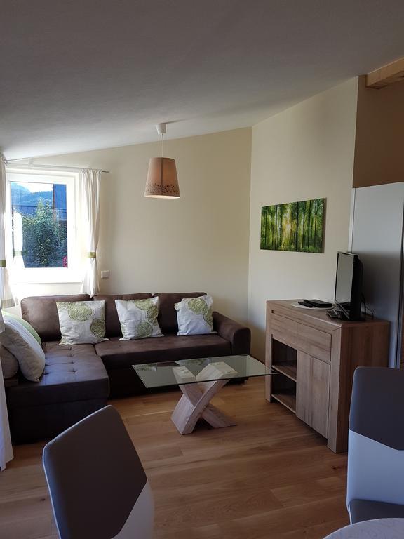 Haus Bergblick Apartamento Altaussee Exterior foto